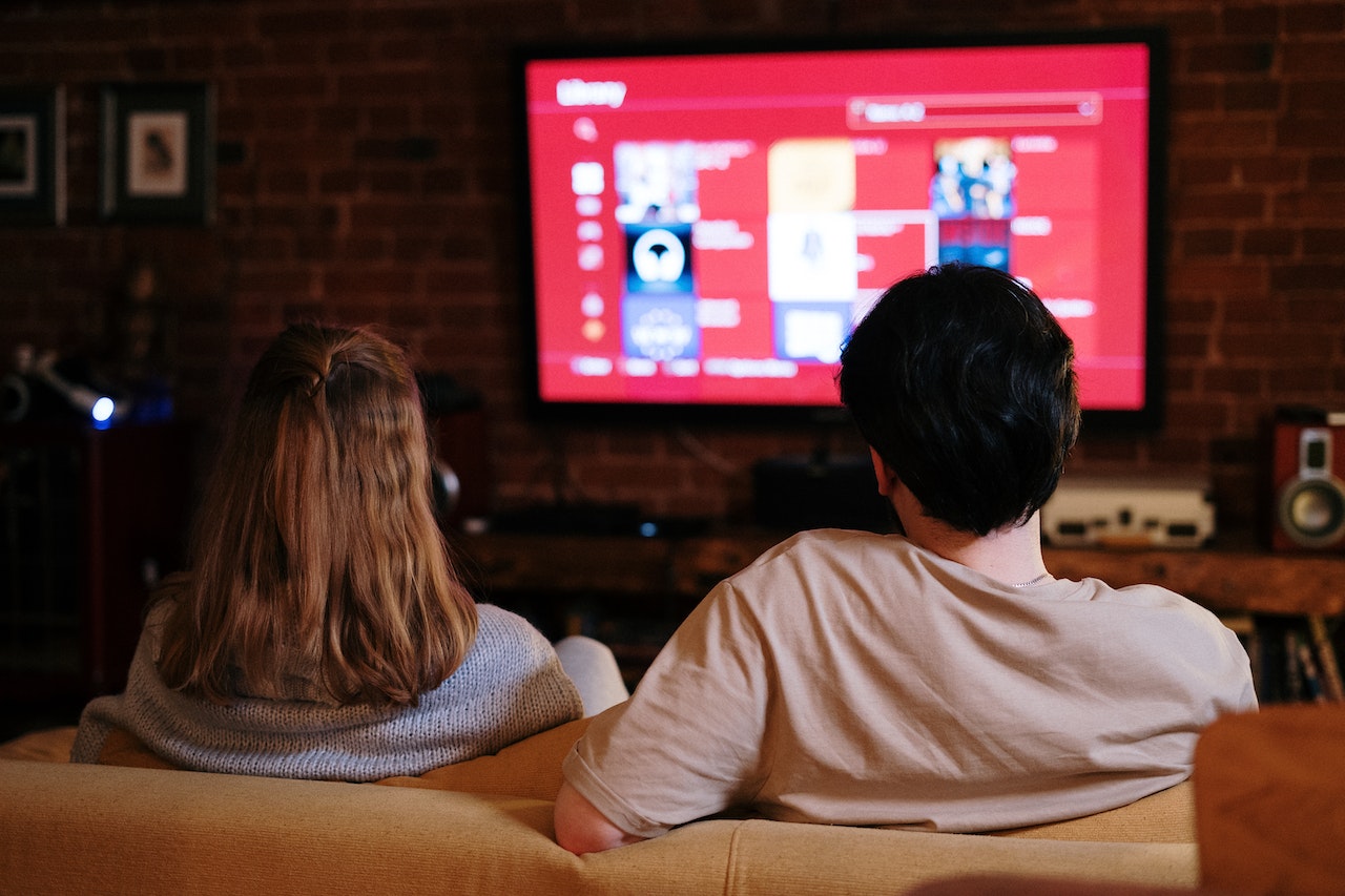 factors to consider when buying a TV
