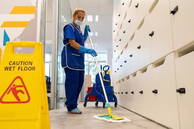 The Complete Package: Exploring the Key Features of a Top-Notch Janitorial Commercial Cleaning Company