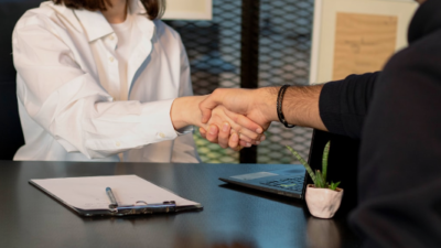 real estate lawyer UAE